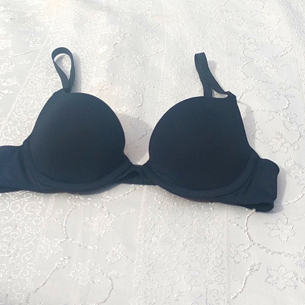 Victoria Secret Pink 34A Push Up